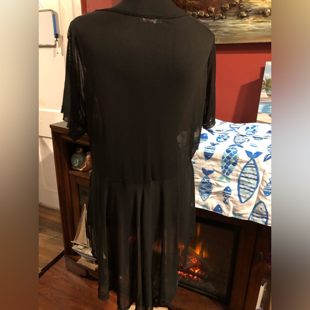 Black Short Sleeve Sheer Peplum Tunic
OR Sheer Bathingsuit Cover up - Picture 12 of 13